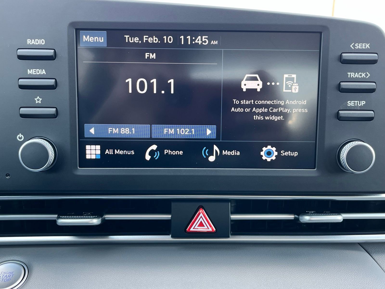 New 2026 Hyundai Elantra Sport FWD image 10