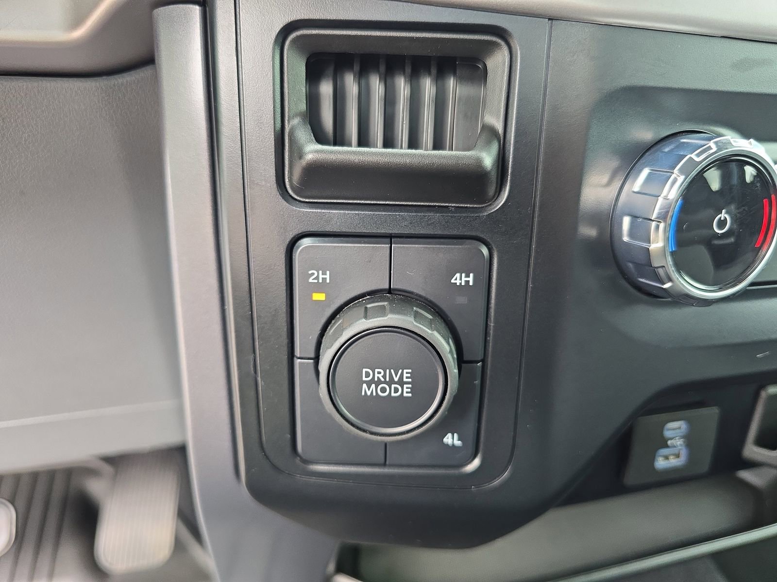 Certified 2023 Ford F150 XLT w/ Equipment Group 301A Mid image 18