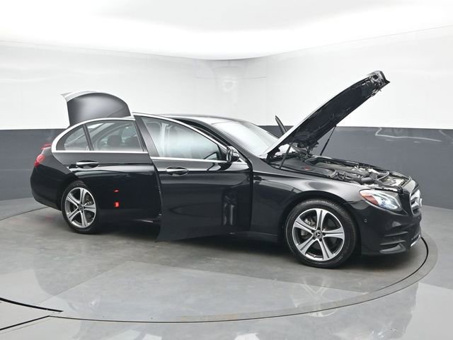Used 2018 Mercedes-Benz E 300 E 300 image 48