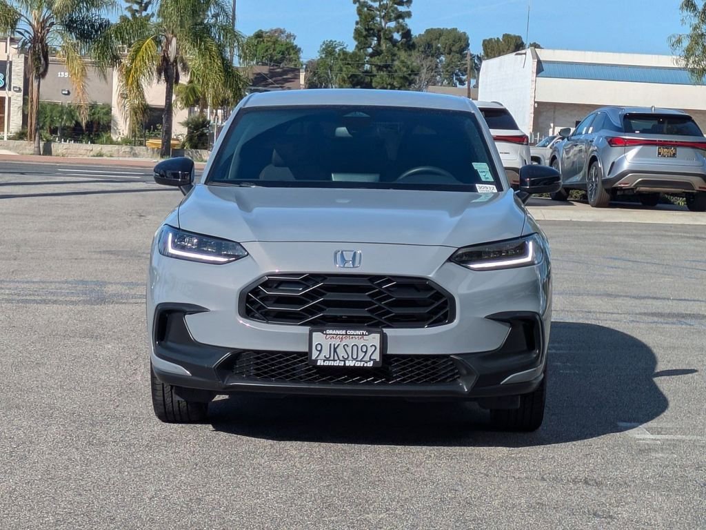 Used 2024 Honda HR-V Sport image 3