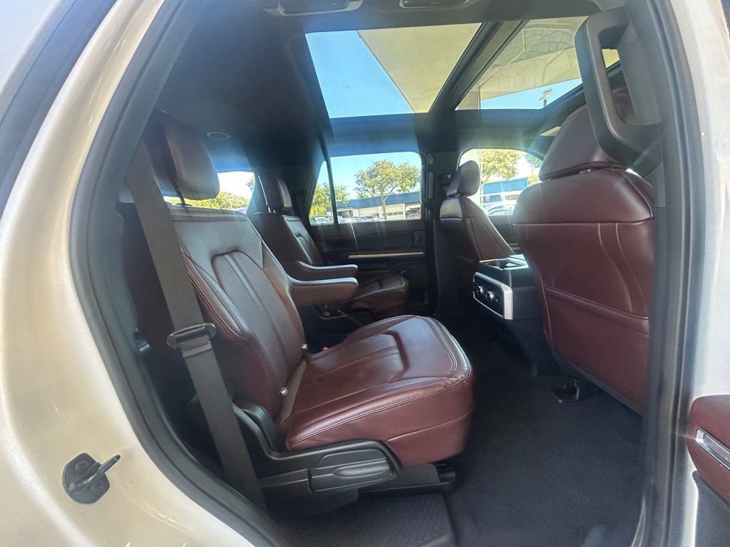 Certified 2023 Ford Expedition Limited image 30
