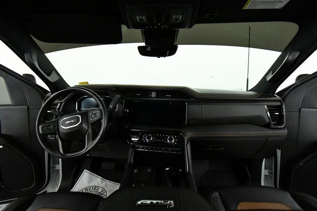 Used 2025 GMC Sierra 2500 AT4 w/ AT4 Premium Plus Package image 19