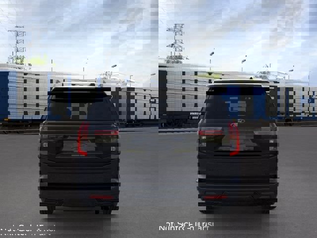 New 2026 Ford Expedition Max Platinum image 5