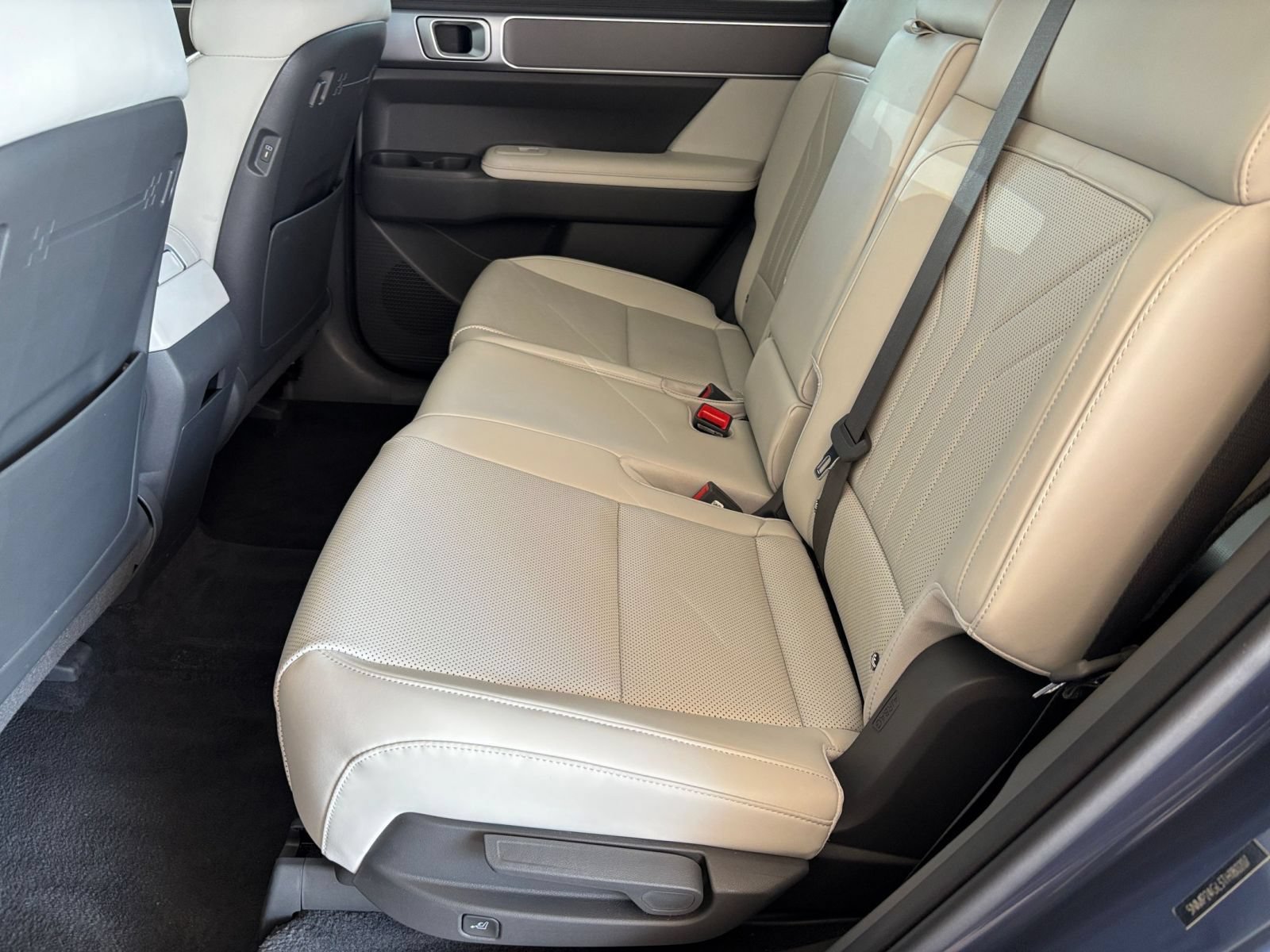 Used 2026 Hyundai Santa Fe SEL FWD image 28