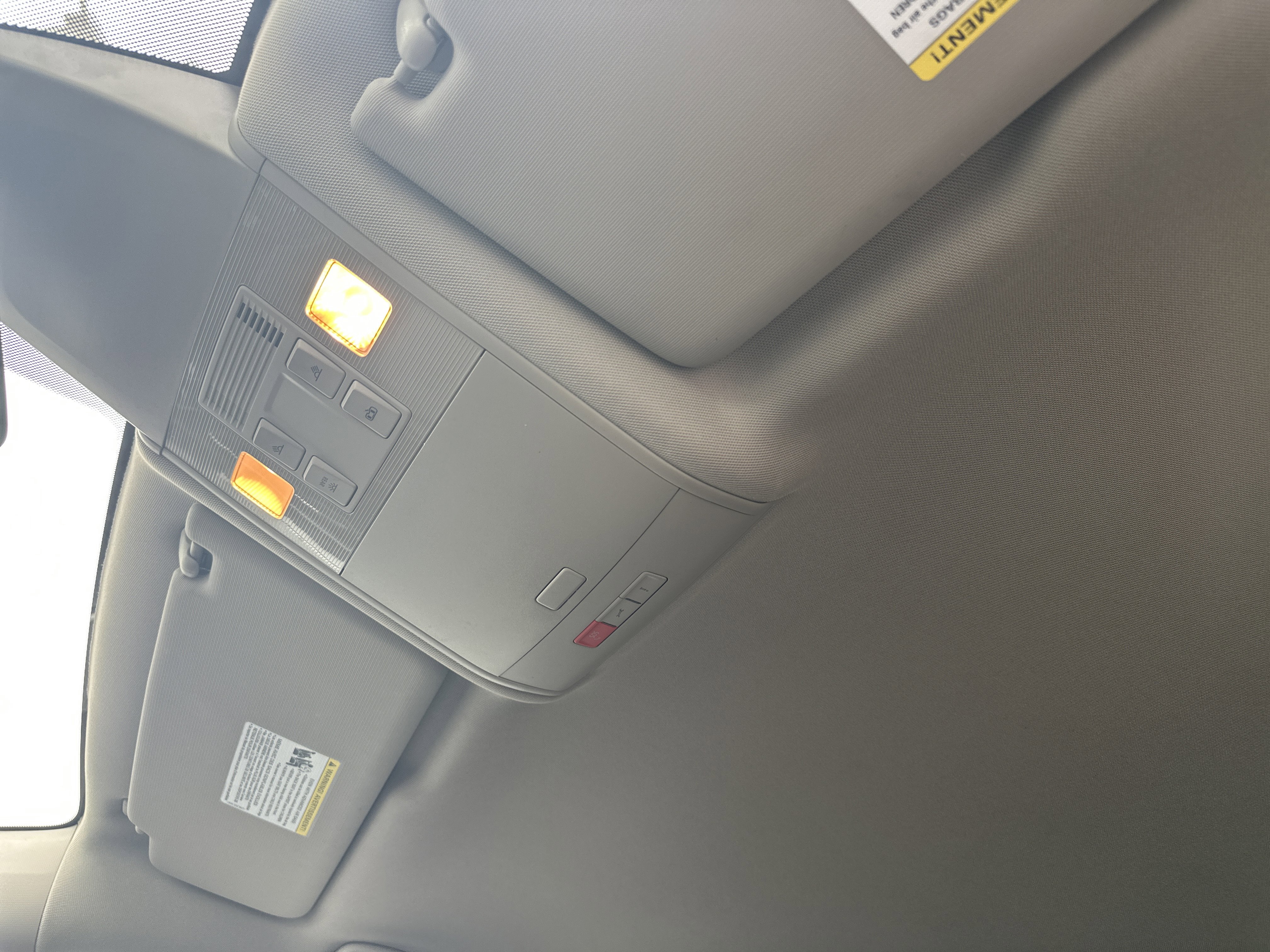 Used 2019 Volkswagen Atlas SE image 29