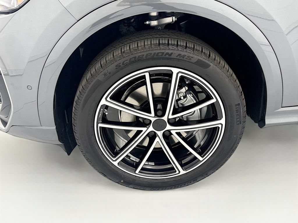 Used 2026 Audi Q5 Premium Plus AWD/4WD image 29