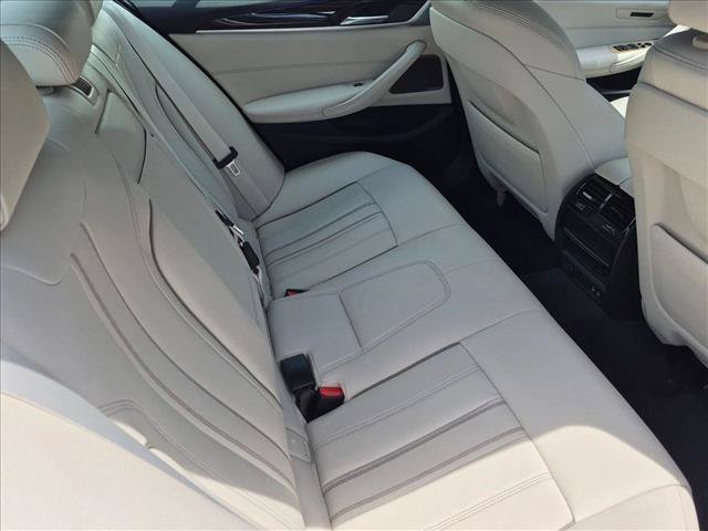Used 2023 BMW 540i w/ Premium Package RWD image 18