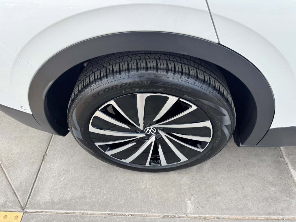 Used 2024 Volkswagen ID.4 S RWD image 15