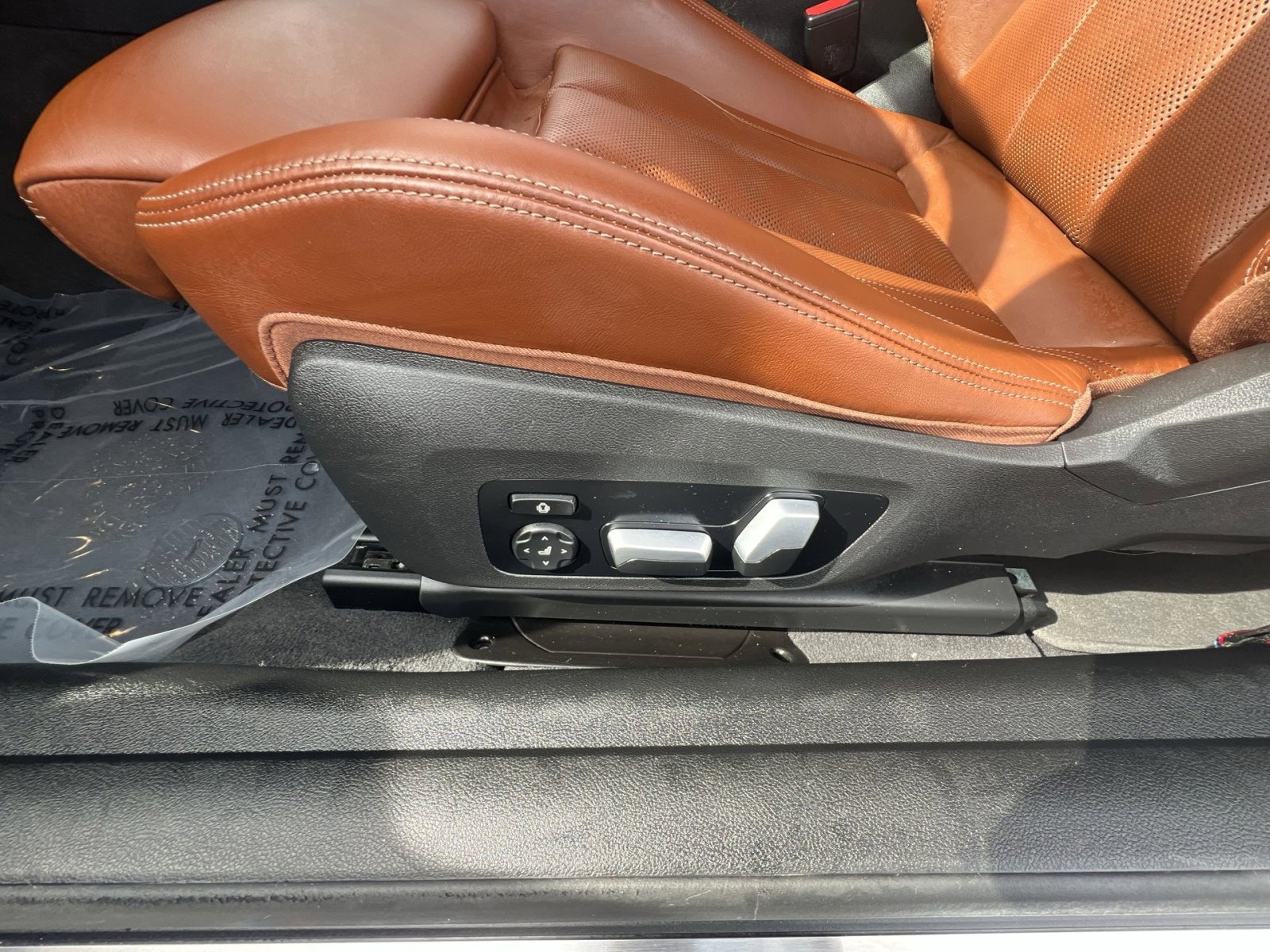 Used 2024 BMW M4 Competition w/ M Carbon Exterior Package image 14