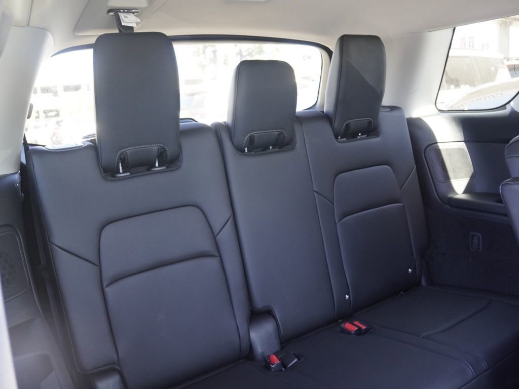 New 2026 Nissan Pathfinder SL w/ SL Premium Package AWD/4WD image 20