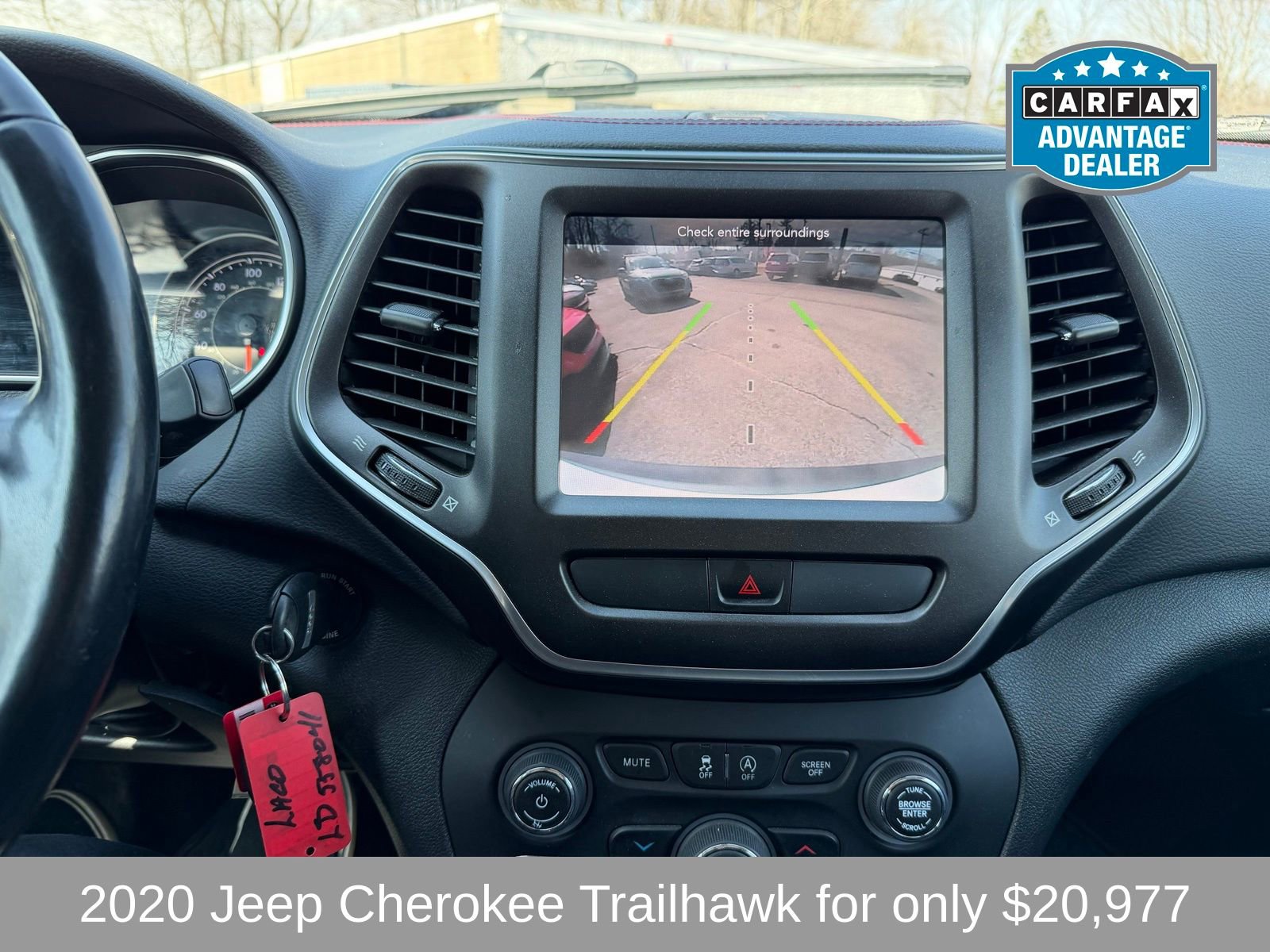 Used 2020 Jeep Cherokee Trailhawk w/ Cold Weather Group image 16