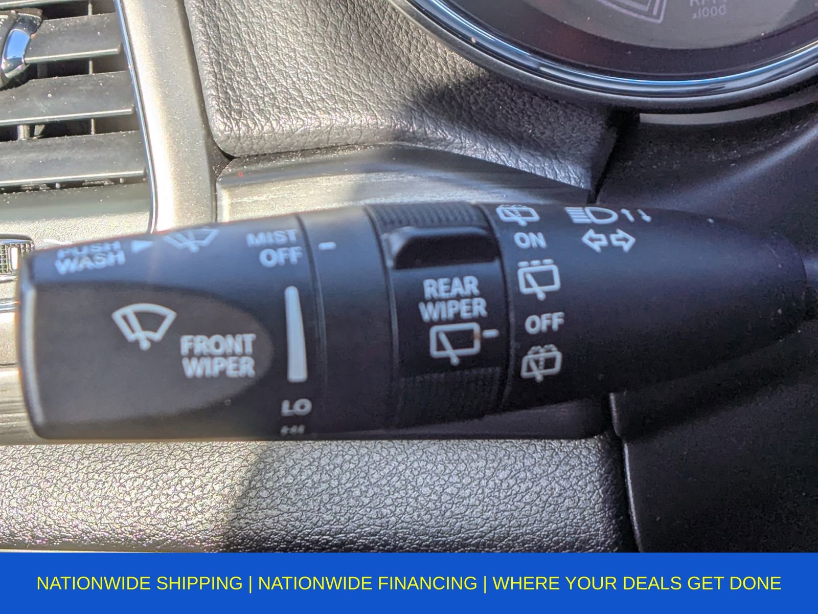 Used 2022 Jeep Grand Cherokee Laredo X image 35