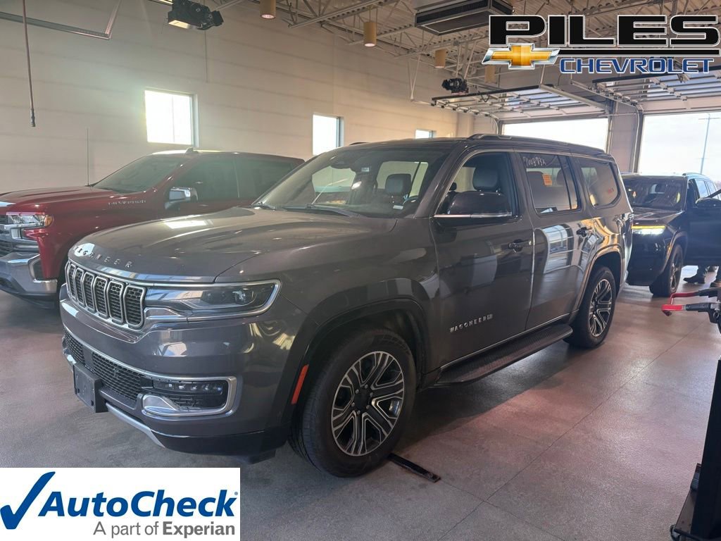 Used 2024 Jeep Wagoneer Series II w/ Flexible Seating Group