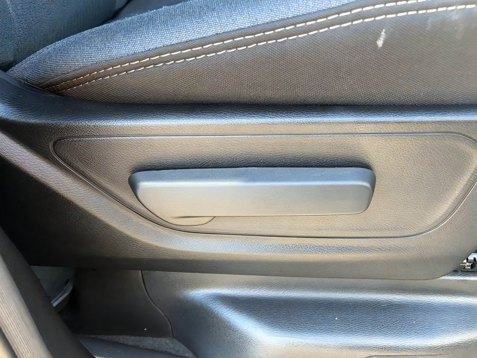 Certified 2024 RAM 1500 Big Horn RWD image 32
