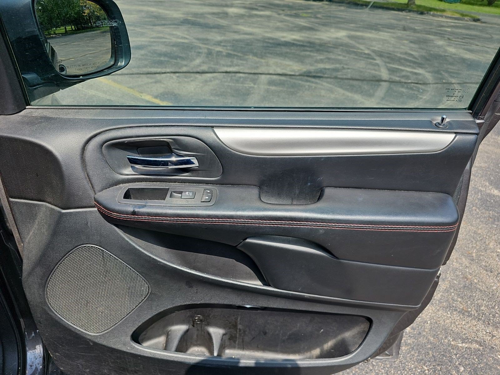 Used 2019 Dodge Grand Caravan GT FWD image 14