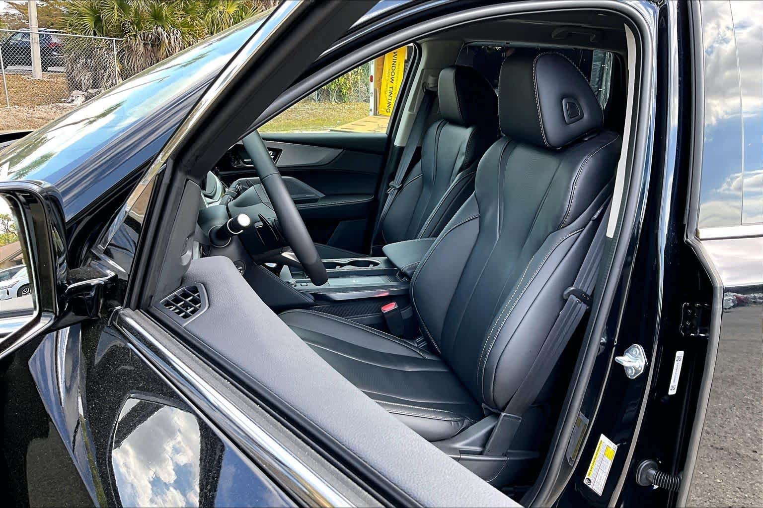 Certified 2026 Acura MDX w/ Technology Package FWD image 9