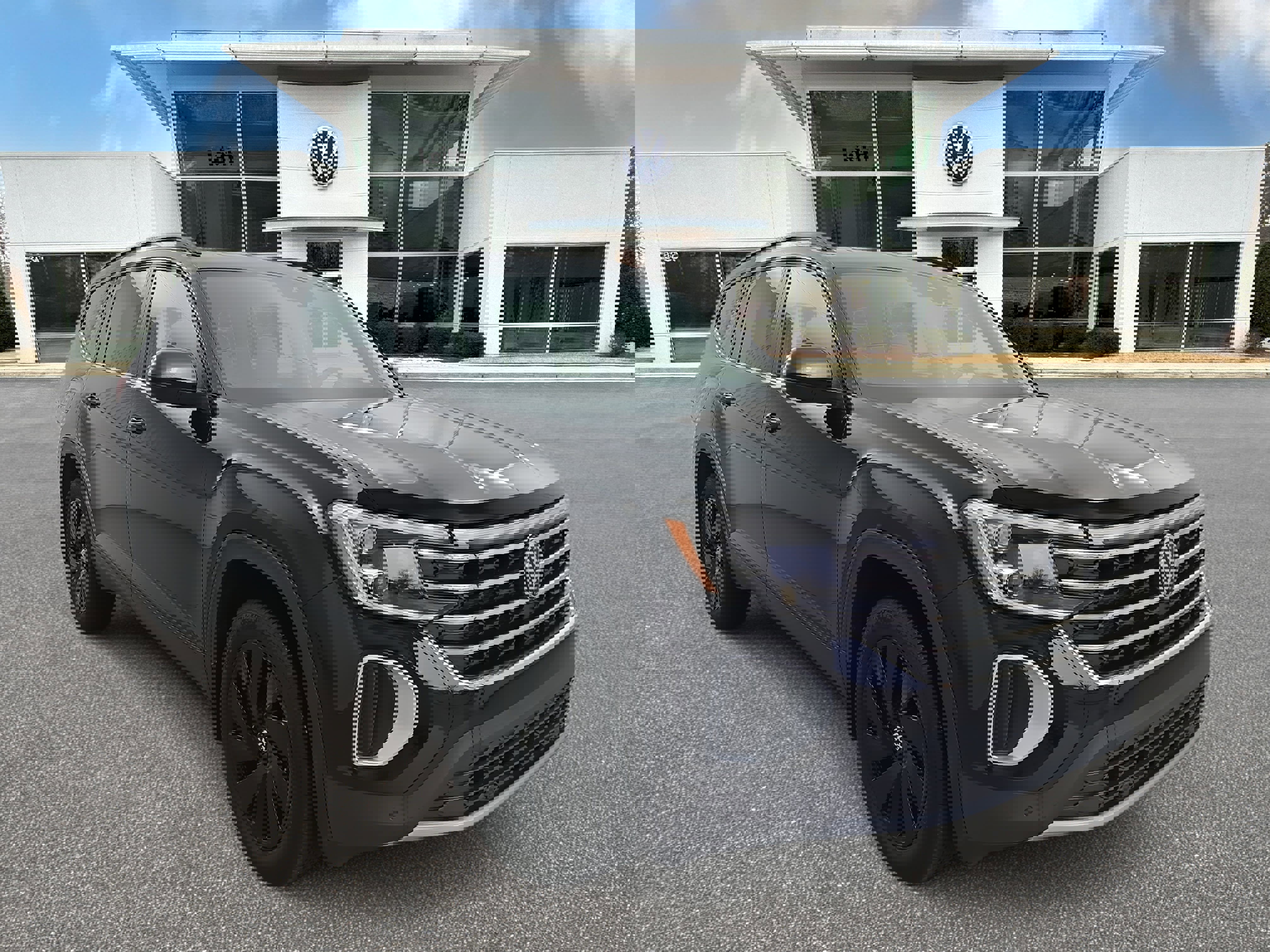 Used 2025 Volkswagen Atlas SE image 1