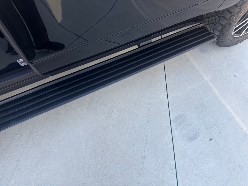 Certified 2023 GMC Yukon XL AT4 w/ AT4 Premium Plus Package image 8