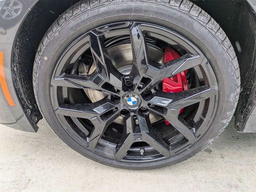 New 2026 BMW 330i xDrive Sedan w/ M Sport Package image 9