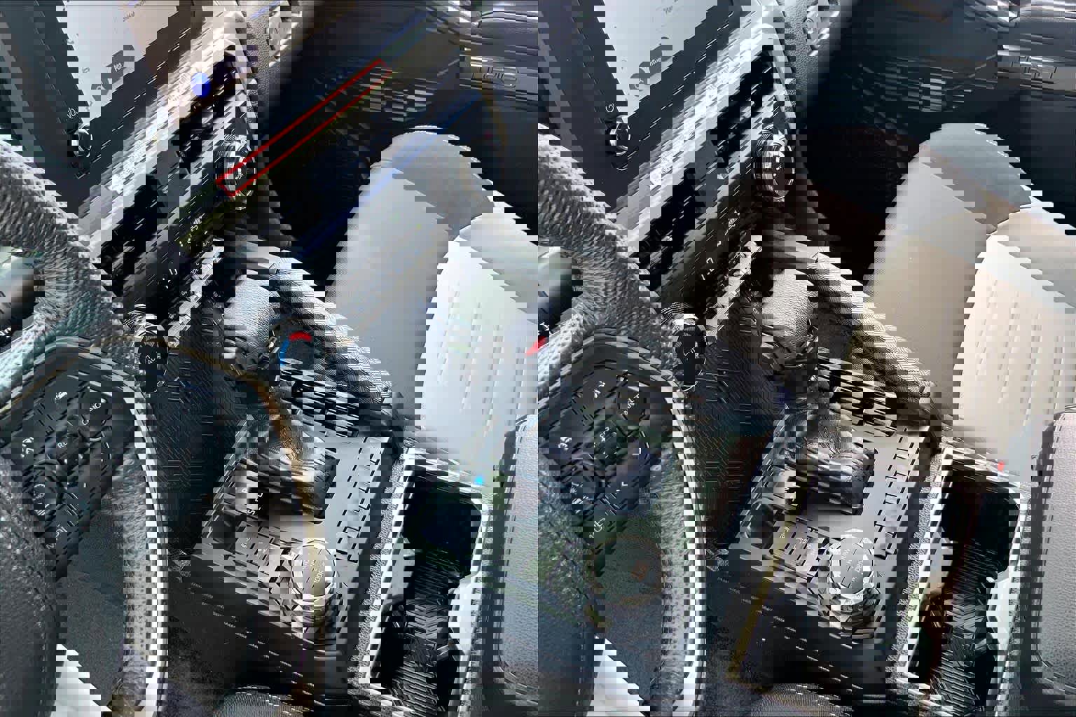 Used 2025 Toyota Tacoma TRD Sport image 16