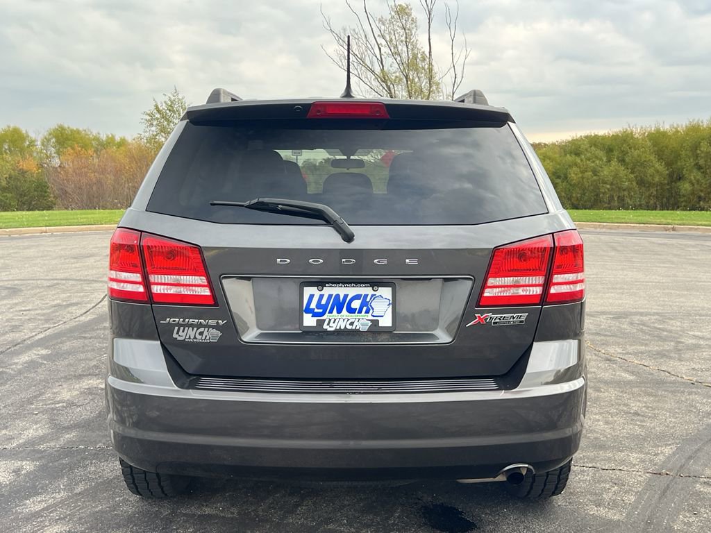 Used 2018 Dodge Journey SE w/ Blacktop Package image 39