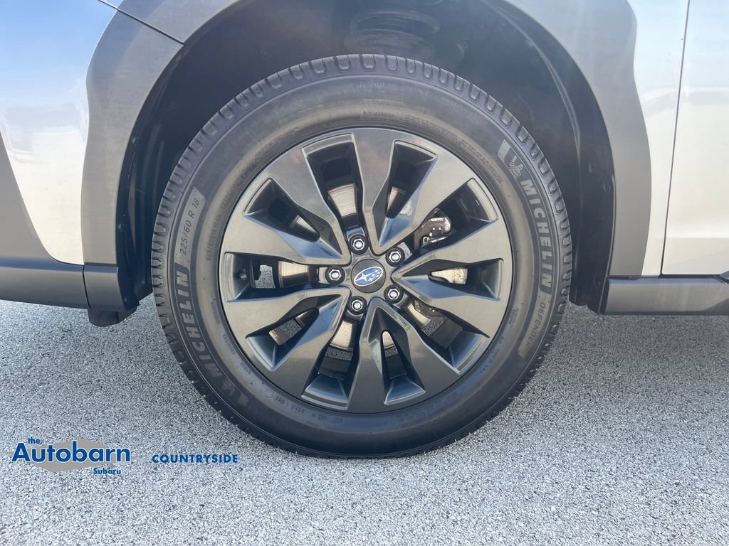 Used 2025 Subaru Outback Onyx Edition AWD/4WD image 27