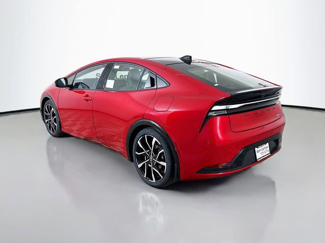 New 2026 Toyota Prius Plug-In Hybrid FWD image 5