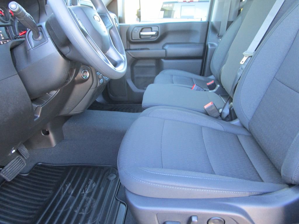 New 2026 Chevrolet Silverado 2500 Custom w/ Custom Value Package image 29