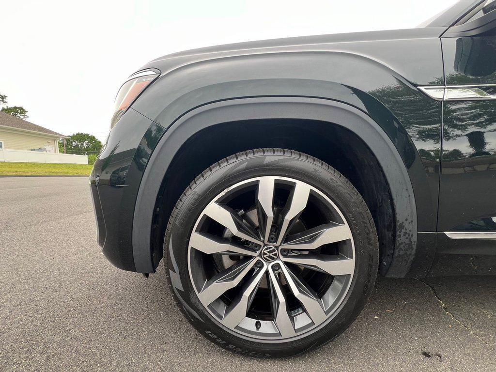 Certified 2021 Volkswagen Atlas SEL R-Line AWD/4WD image 9