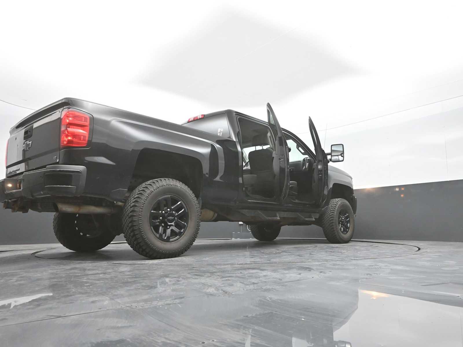 Used 2016 Chevrolet Silverado 2500 LT w/ Midnight Edition AWD/4WD image 40
