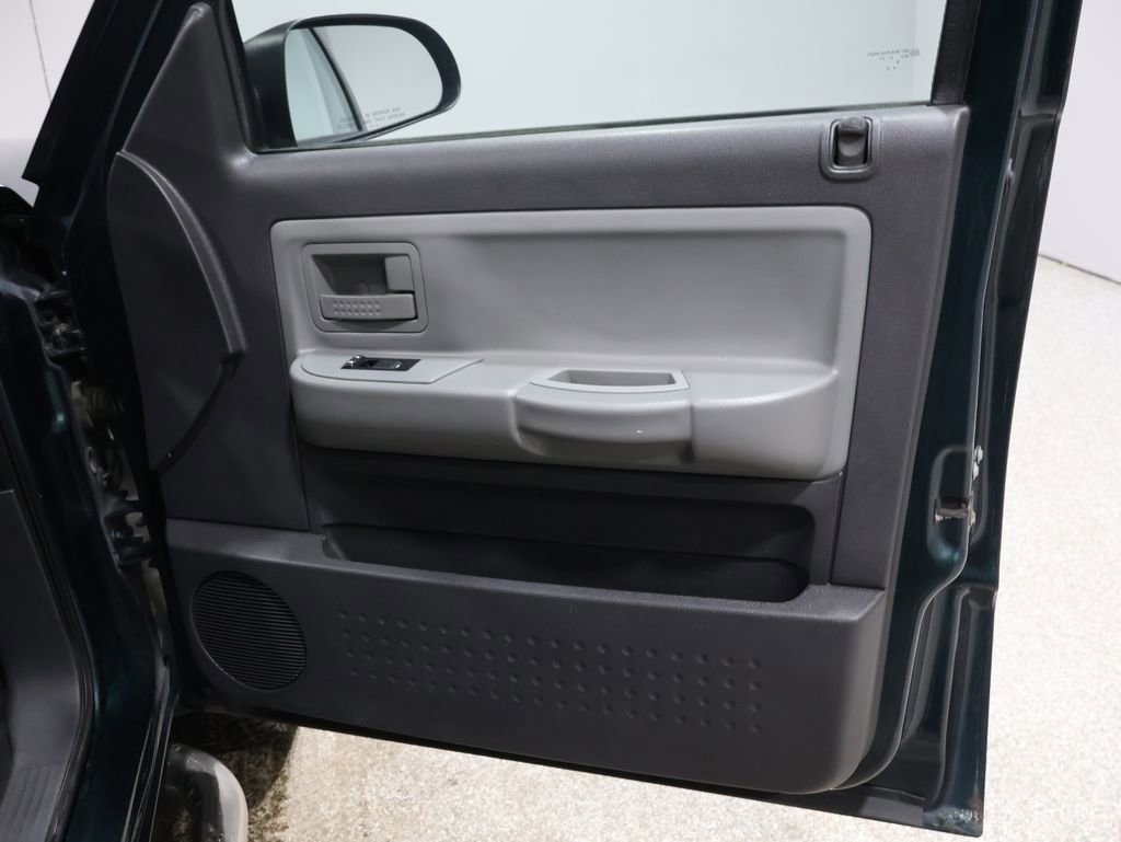 Used 2011 Dodge Dakota Big Horn image 23