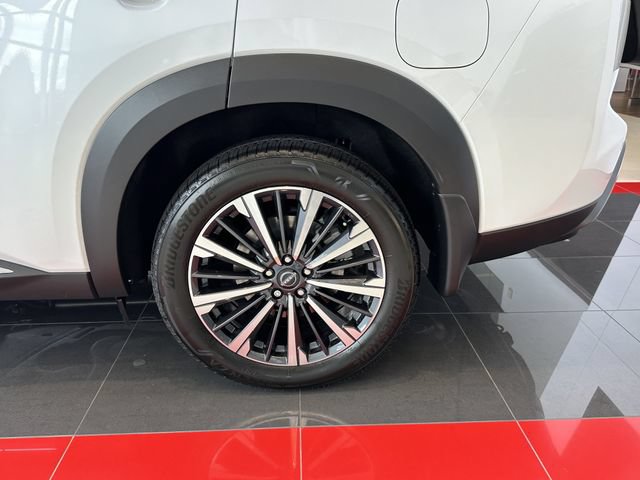 New 2026 Nissan Pathfinder Platinum AWD/4WD image 15