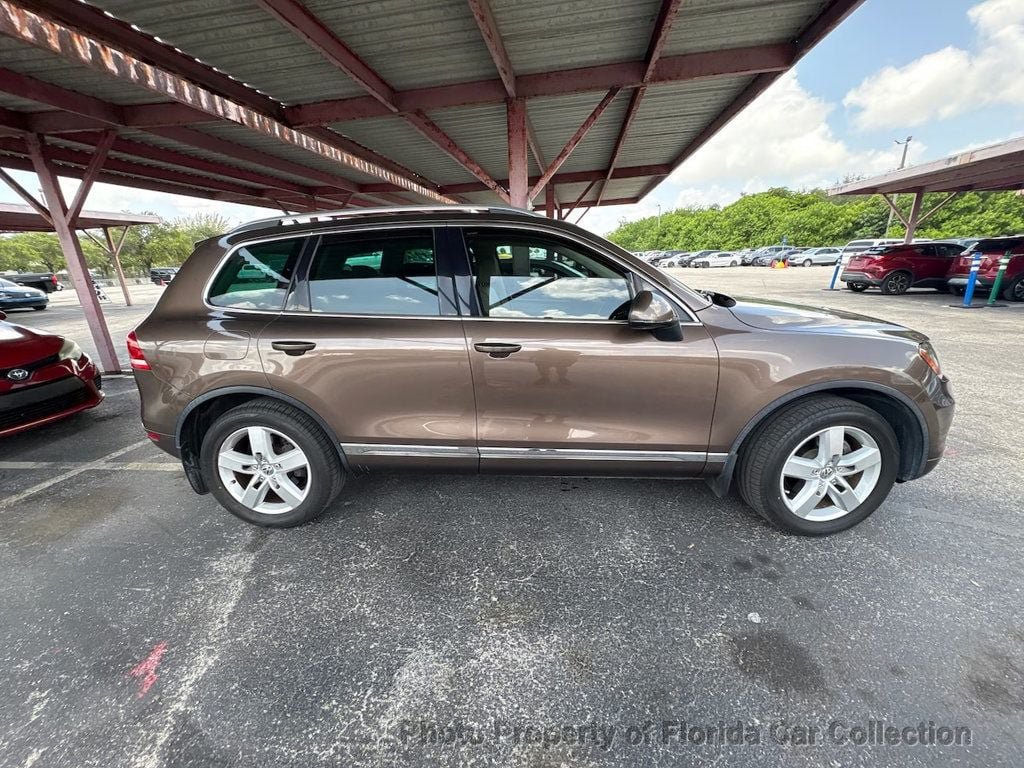 Used 2012 Volkswagen Touareg VR6 AWD/4WD image 8