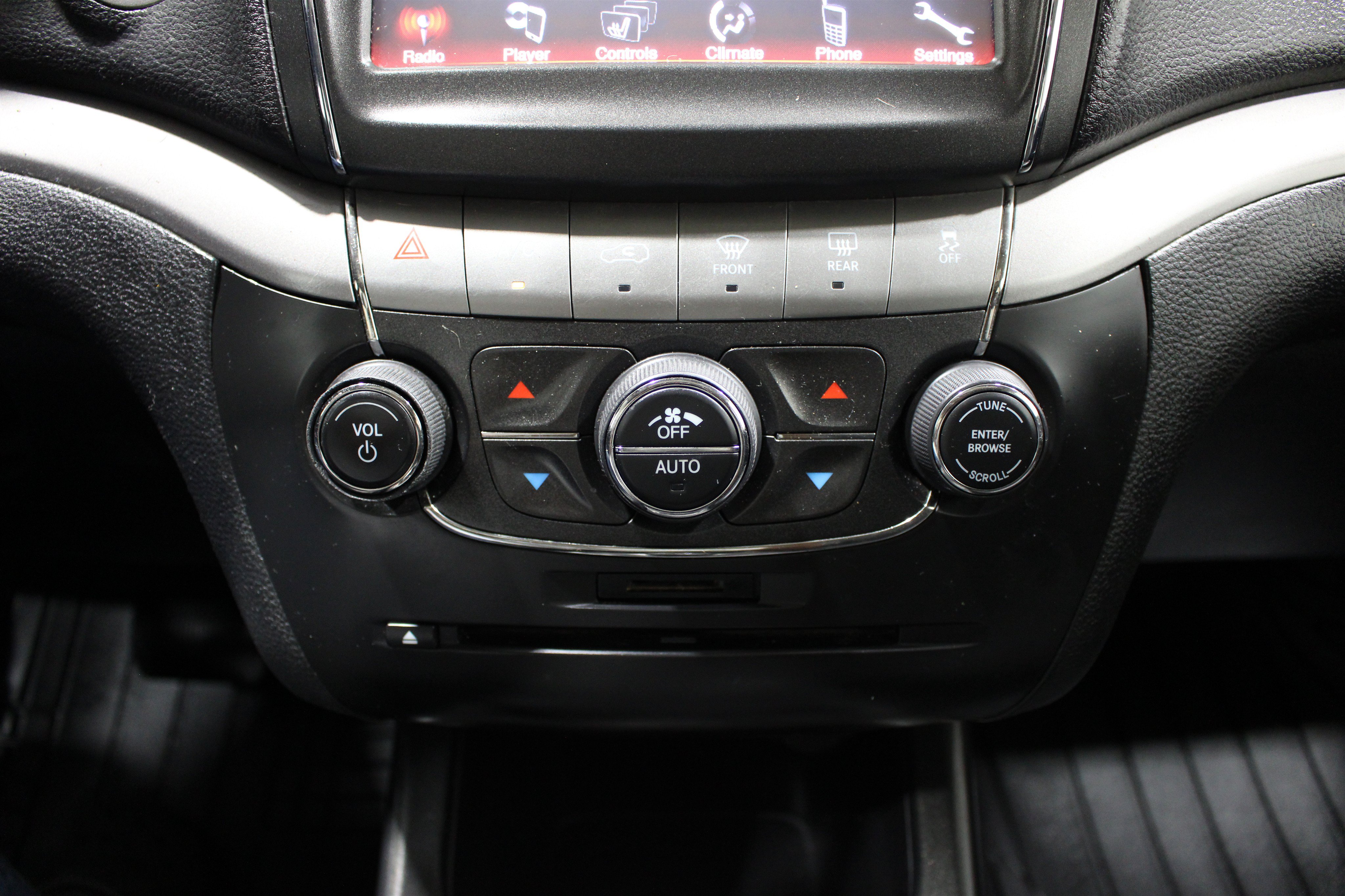 Used 2015 Dodge Journey Crossroad w/ Flexible Seating Group AWD/4WD image 15