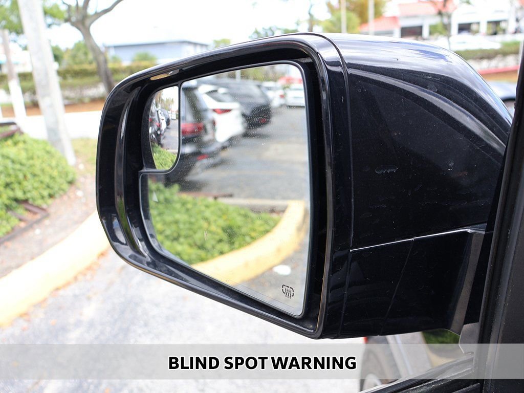 Used 2022 Jeep Wagoneer Series II w/ Premium Group I image 7