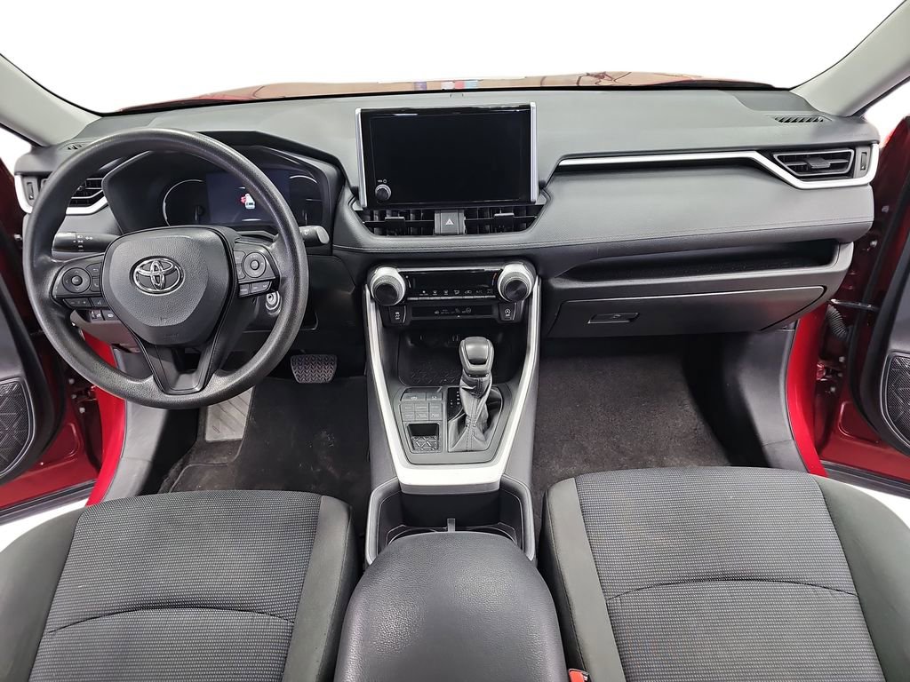 Used 2024 Toyota RAV4 LE AWD/4WD image 9