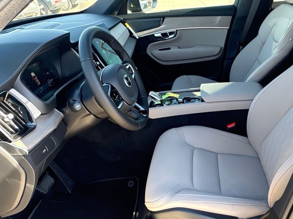 New 2026 Volvo XC90 B6 Plus AWD/4WD image 25