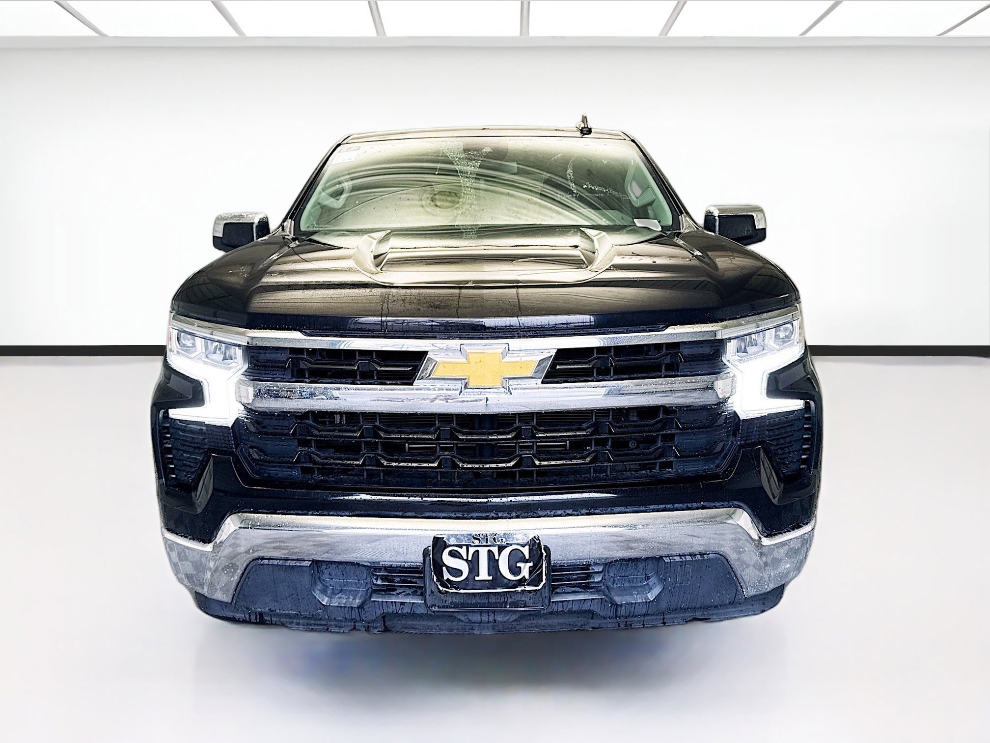 Used 2022 Chevrolet Silverado 1500 LT image 2