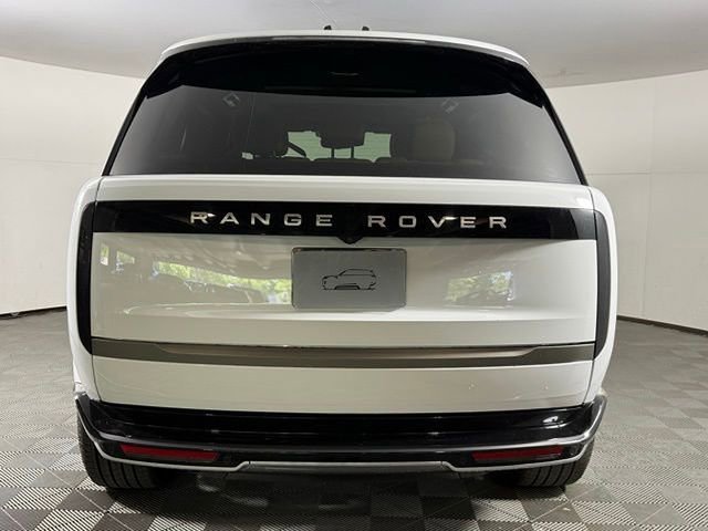 New 2026 Land Rover Range Rover Long Wheelbase SE AWD/4WD image 7