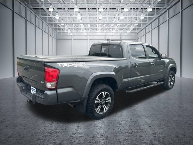 Used 2016 Toyota Tacoma TRD Sport w/ Towing Package AWD/4WD image 14