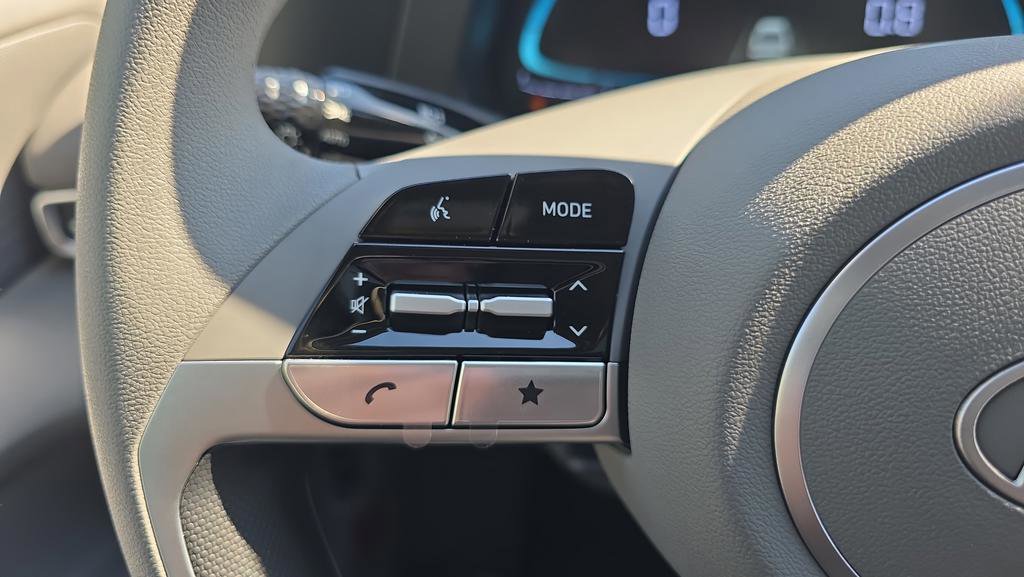 New 2026 Hyundai Elantra SE FWD image 24