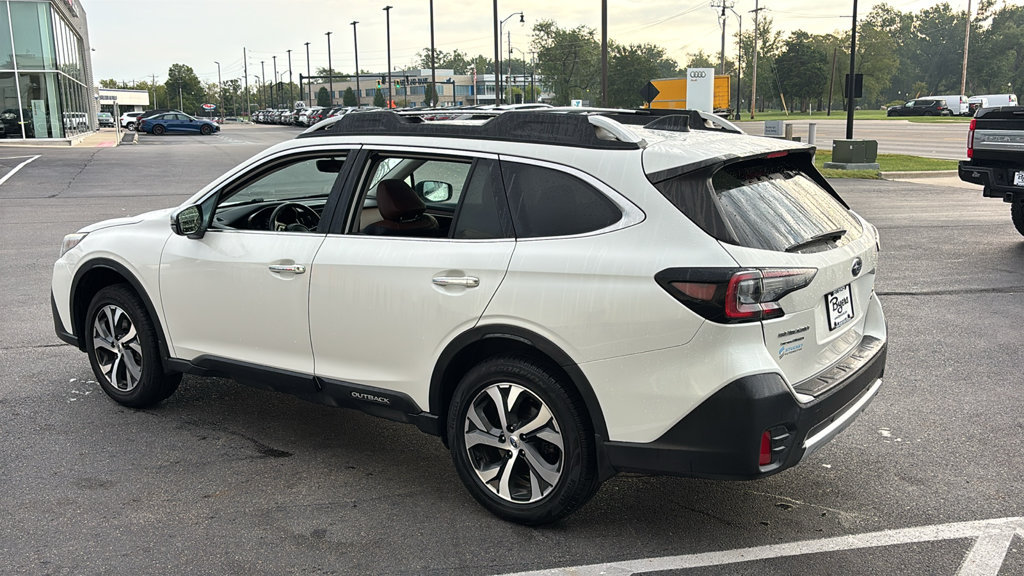 Used 2021 Subaru Outback Touring w/ Popular Package #2 AWD/4WD image 3