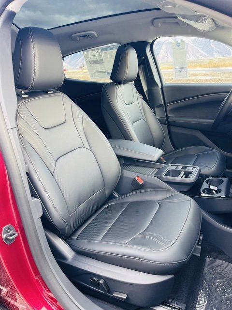 New 2025 Ford Mustang Mach-E Premium image 17