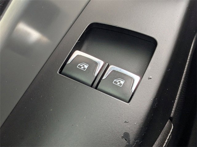 Used 2019 Chevrolet Corvette Stingray Coupe w/ Carbon Flash Badge Package image 14