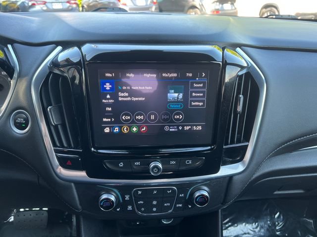 Used 2023 Chevrolet Traverse LT AWD/4WD image 15