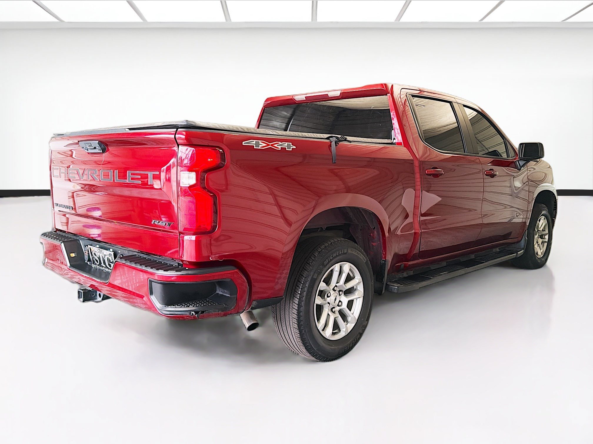 Used 2023 Chevrolet Silverado 1500 RST w/ LPO, Dark Essentials Package AWD/4WD image 4