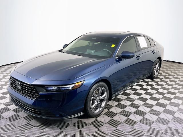 Used 2024 Honda Accord EX image 4