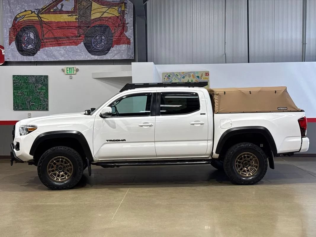 Used 2023 Toyota Tacoma 4x4 Double Cab w/ Trail Edition image 6