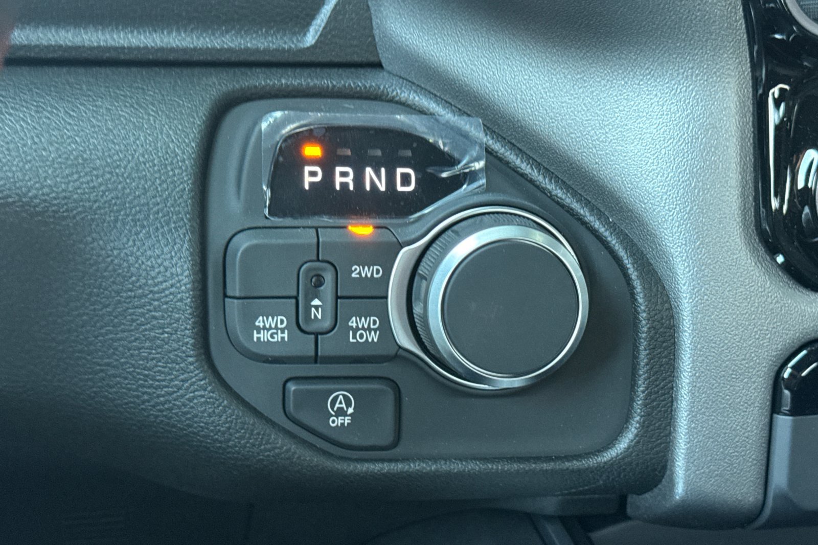 New 2026 RAM 1500 Express AWD/4WD image 19