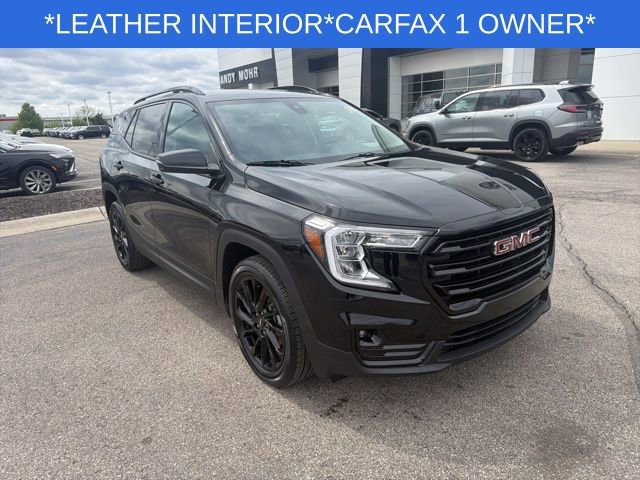 Used 2024 GMC Terrain SLT w/ Elevation Edition FWD image 16